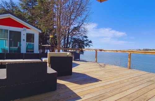 Steele Creek Cabin | New Waterfront Cabin on the Large Sundeck #21