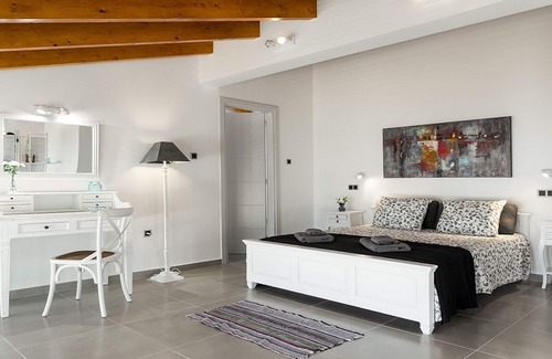 Kontokali Villa | New Waterfront Villa - Private Pool, Amazing View of Gouvia Marina & 2 Minutes Walk to a Sandy Beach