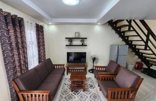 Dauis House | New Whole Townhouse Unit w/24H Security!