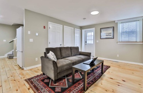 Newburyport Apartment | Newburyport River View Brick Two Story Apartment