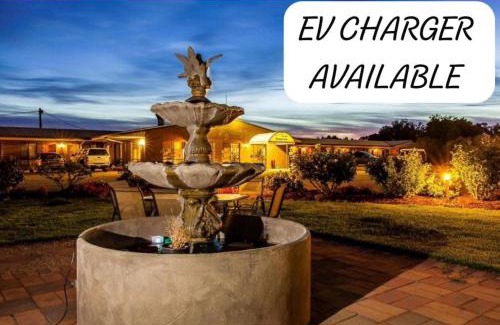 Gillenbah Hotel | Newell Motor Inn Narrandera