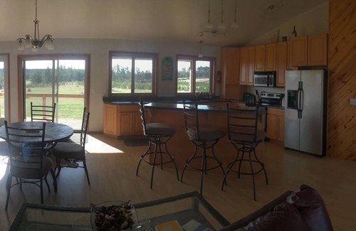 Park Rapids House | Newer Country Home 5 Minutes From Town