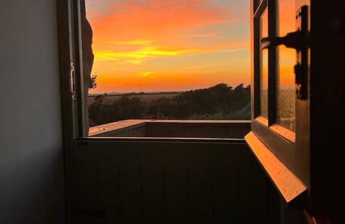 Haverfordwest Apartment | Newgale - Cwtch at Lackerlee