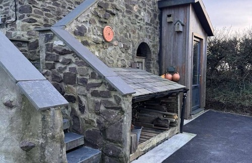 Haverfordwest Apartment | Newgale - Cwtch at Lackerlee