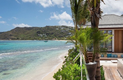 Anse de Lorient Villa | Newly Built 4 BDRM Surfer's Villa