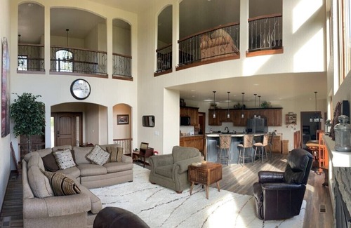 Lead Cabin | Newly built cabin In the heart of the Black Hills