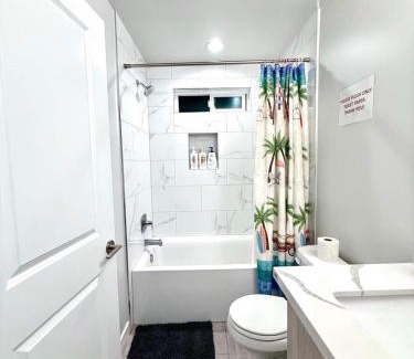 Tukwila House | Newly built home, ample parking, near SEA Airport