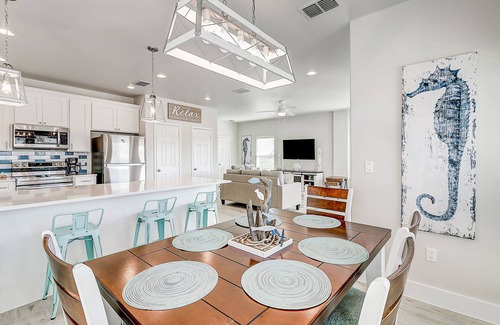 Bella Vista House | Newly-built home with shared pool, WiFi, air hockey & two decks - steps to beach