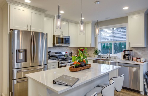 Maple Valley House | Newly Built Maple Valley Vacation Rental w/Patio!
