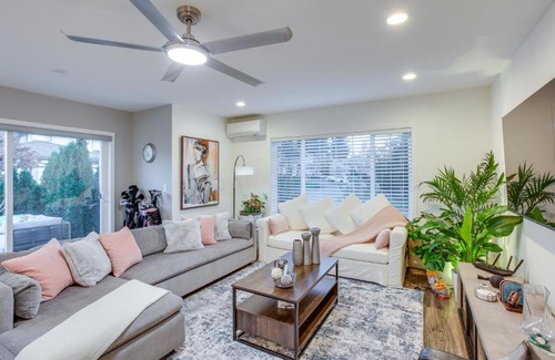 Maple Valley House | Newly Built Maple Valley Vacation Rental with Patio!