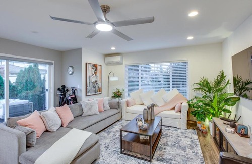 Maple Valley House | Newly Built Maple Valley Vacation Rental with Patio!