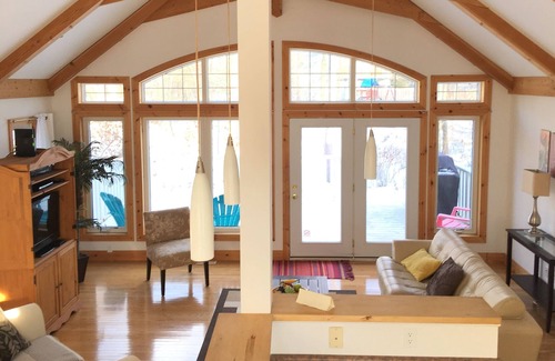 Grand Bend House | Newly built- Minutes from Beach and Pinery- Access to Outdoor Pool and Pinery