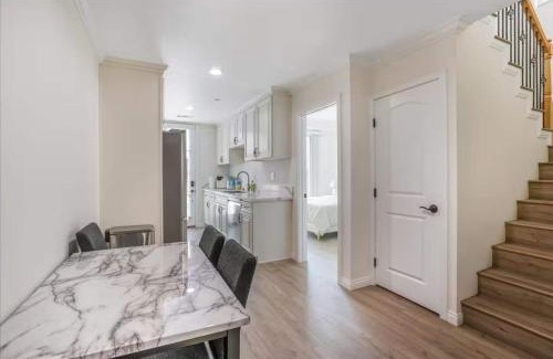 Mid Central House | Newly Built Pasadena Retreat Parking Great Location