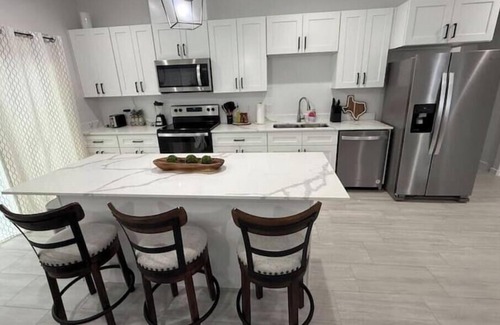 Northside House | Newly built,private,and cozy. 6 guest 3 bedrooms 3 beds 2 baths