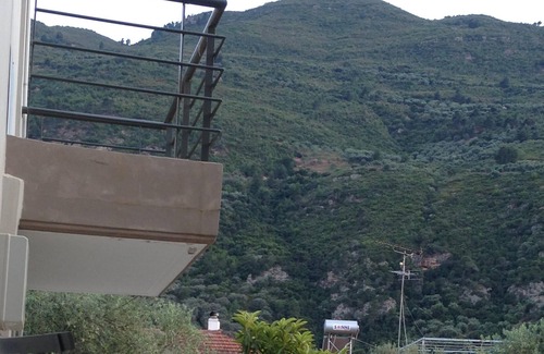 Zakhloritika Villa | Newly built summer house