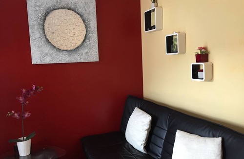 Friesdorf Apartment | Newly designed apartment in a quiet environment - short distances to the WCCB
