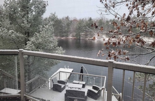 Gravenhurst Cottage | Newly refurbished cottage on beautiful Turtle Lake
