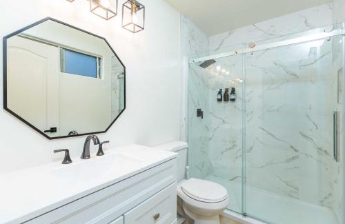 East Pasadena House | Newly Remodeled 5B4B 2 mile from the Rose Parade
