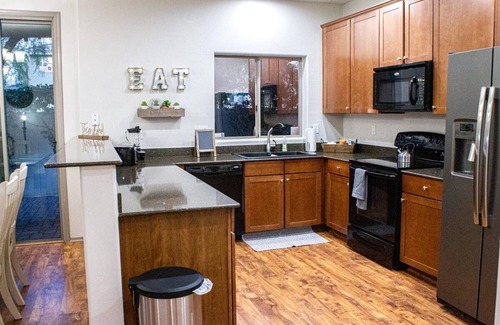 East Mesa House | Newly remodeled and clean home in excellent location! Relax in luxury!