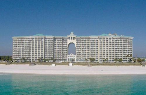 Miramar Beach Apartment | Newly Remodeled Beachfront Condo in Miramar Beach