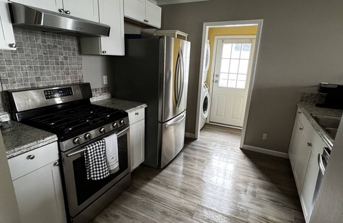 Cayuga House | Newly remodeled Cayuga Cottage with private dock on the sunset bay.