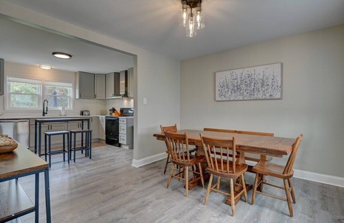 Central Bridge House | Newly remodeled country house