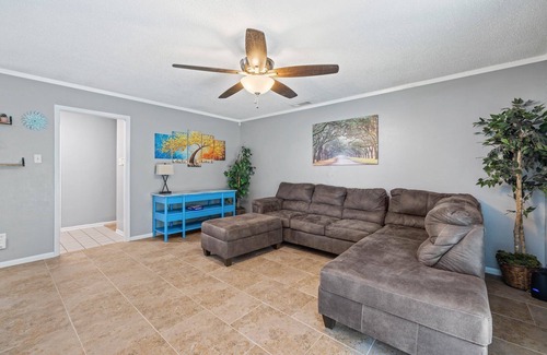 Copperas Cove House | Newly Remodeled Modern House in quiet area