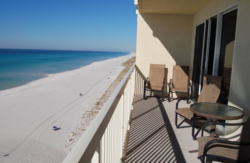 Miramar Beach Condo | Newly renovated. Reserved Park steps from beach, 2 KING Masters+Bunk, 5th Floor