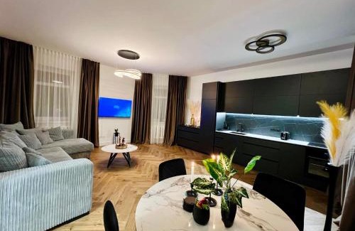 Old Town Apartment | Newly Renovated 1BR in Kaunas Downtown Central Location Fast WiFi