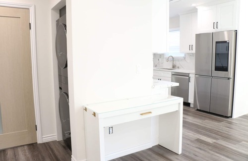 Little Armenia House | Newly Renovated 2 Bed 2 Bath Home