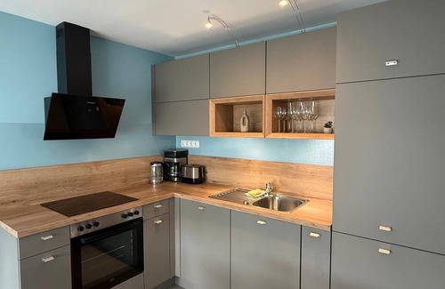 Steintor-Vorstadt Apartment | Newly renovated: 2-room apartment in villa district - close to the train station