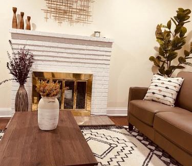 Fort Washington House | Newly renovated charming home with parking