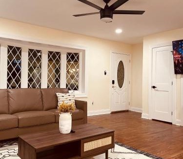 Fort Washington House | Newly renovated charming home with parking