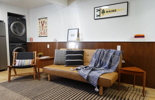 Rockport Apartment | Newly Renovated Carriage House