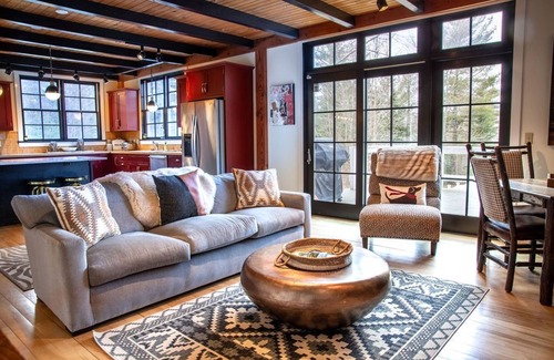 Warren House | NEWLY RENOVATED EAST WARREN LUXURY FARMHOUSE