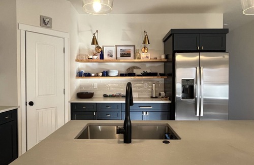Redmond House | Newly Renovated: Experience Redmond Charm near Deschutes + Sunsets