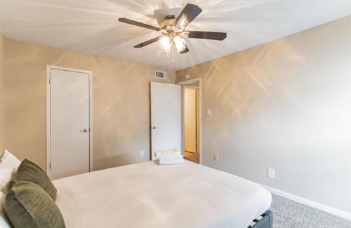 Midland Apartment | Newly Renovated Flat in the Heart of Midland!