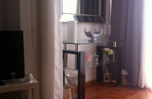 Los Balcones Apartment | Newly renovated ground floor apartment close to the sea!