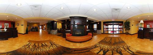 Casper Hotel | Newly Renovated-Hampton Inn & Suites Casper