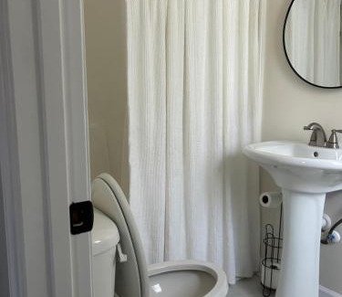 Anderson House | Newly Renovated Home Near DT