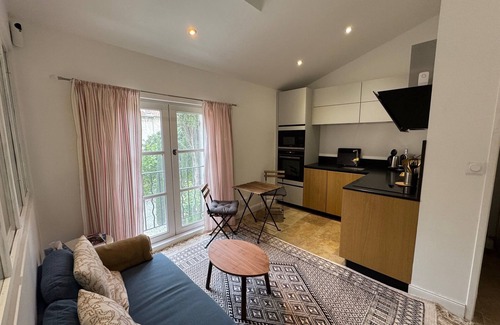 Avignon Apartment | Newly-Renovated Home Within the City Walls of Beautiful and Historic Avignon
