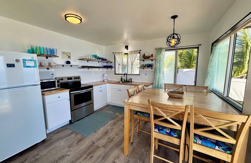 Kapoho House | Newly Renovated in June 2025, 3-Level Oceanfront Home with views from every room