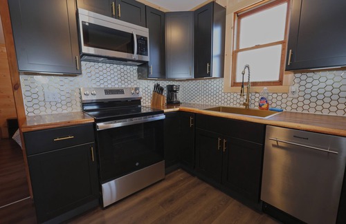 Haines Falls Cottage | Newly renovated Log cabin in the middle of Catskills