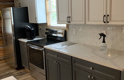Elliottsburg House | Newly Renovated Relaxing Scenic Retreat - Perfect for Hiking & watching Wildlife
