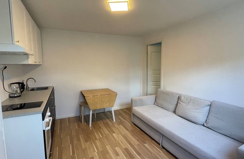 Jordbro Apartment | Newly renovated 2-room apartment in a beautiful villa area