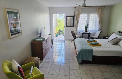 Pelican Key Apartment | Newly renovated studio