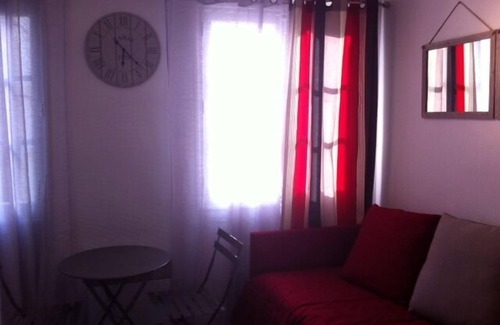 Odeon Apartment | Newly renovated studio Odeon in the Latin Quarter.