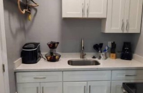 Upper Telegraph Apartment | Newly Renovated Studio Space Unexpected Surprise