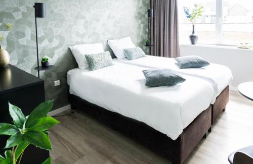 Raamsdonksveer Apartment | Newly Renovated Suite, Free Parking