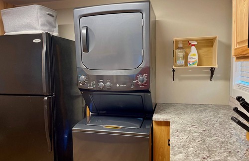 Mountain Home House | Newly renovated charming & cozy private country getaway - Hendersonville